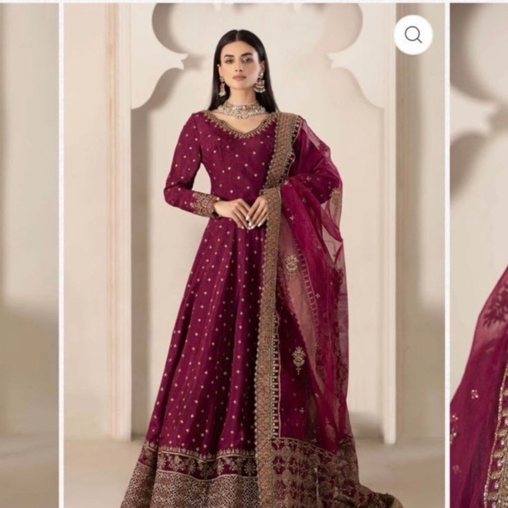 Luxurious Burgundy Embellished Long Sleeve Dress